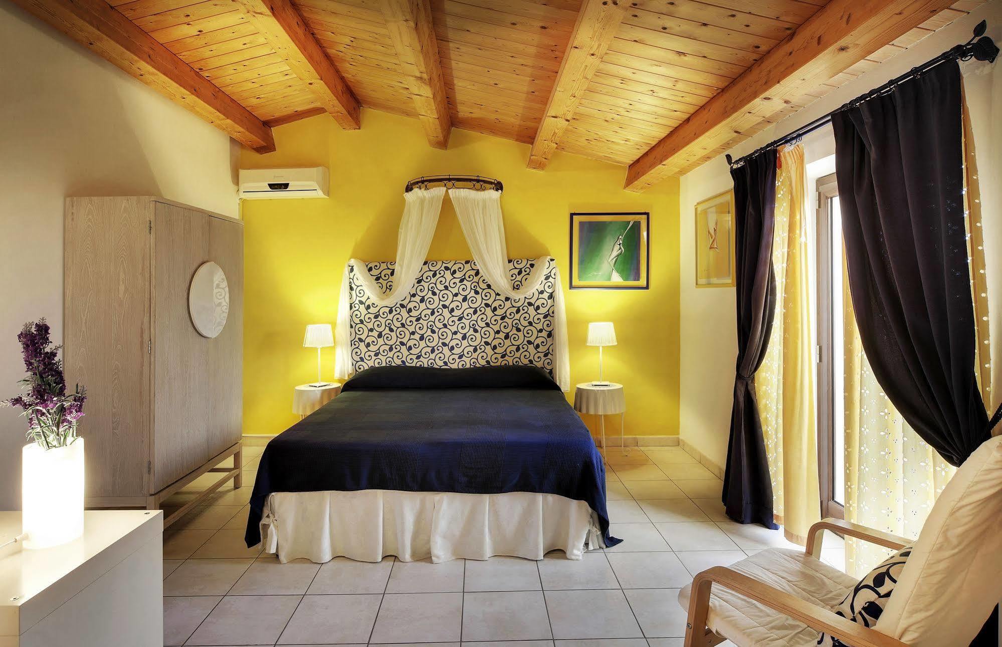 Villa U Marchisi B&B Scicli Kültér fotó